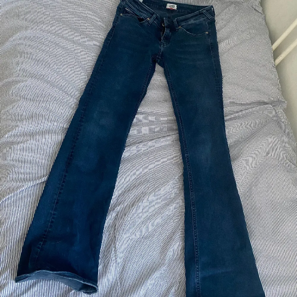 Tommy hilfiger jeans. Jeans & Byxor.