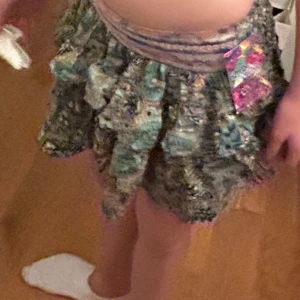 Volangkjol - Unik volangkjol!! Köpt utomlands🩵