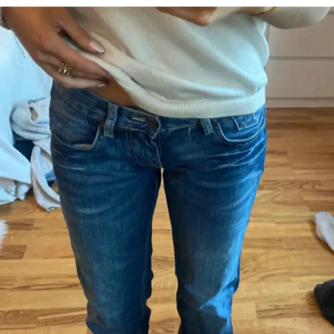 lågmidjade vintage jeans - 1