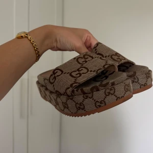 Sandaler  - Använda endast en gång