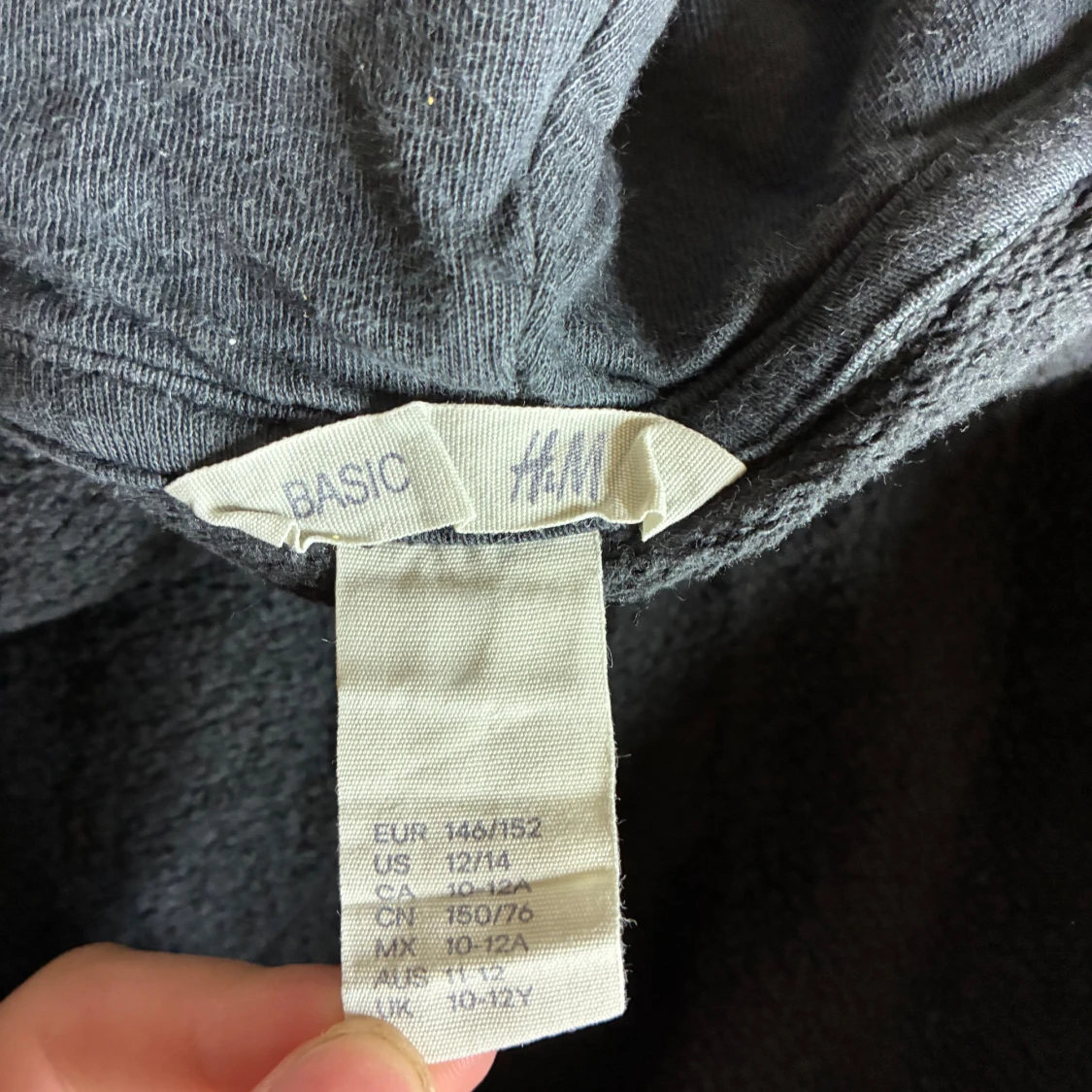 Mörkgrå hoodie från H&M BASIC - 3