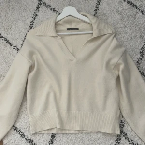 Beige stickad tröja Gina Tricot - Fin stickad tröja 