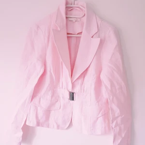 Claire.dk kavaj strl 36 - Helt & fint skick Material; Lin