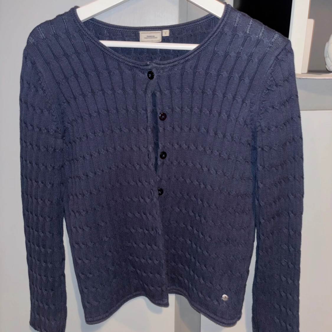 Blå stickad kofta från Boomerang