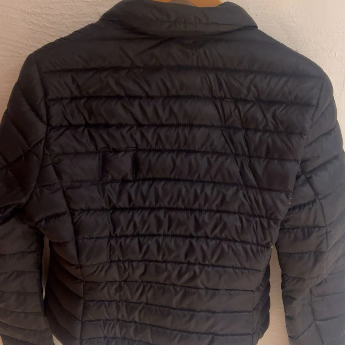 Svart dunjacka från Moncler - 2