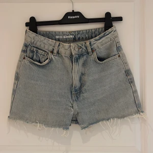 Jeansshorts  - Används inte längre