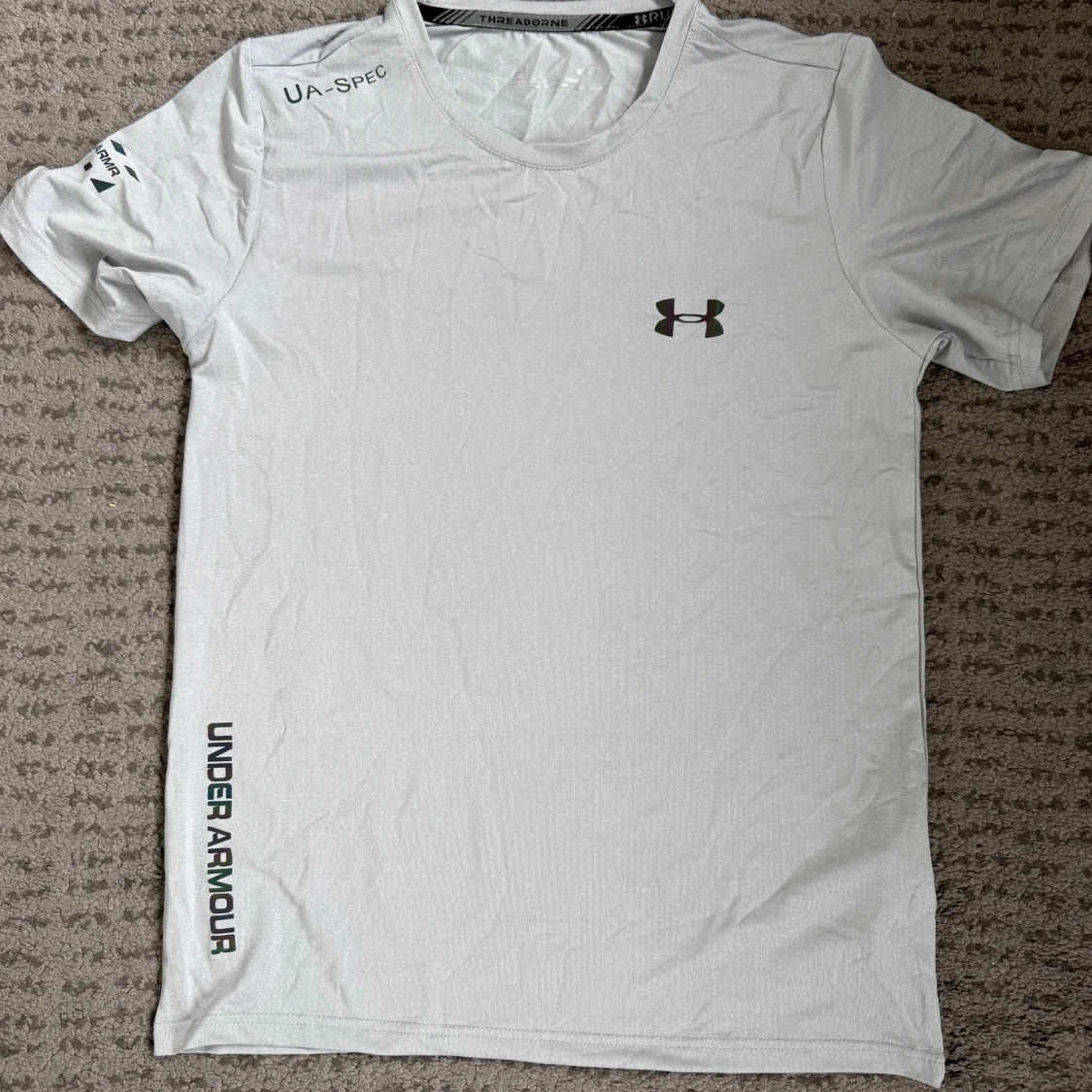 Under armour tröja