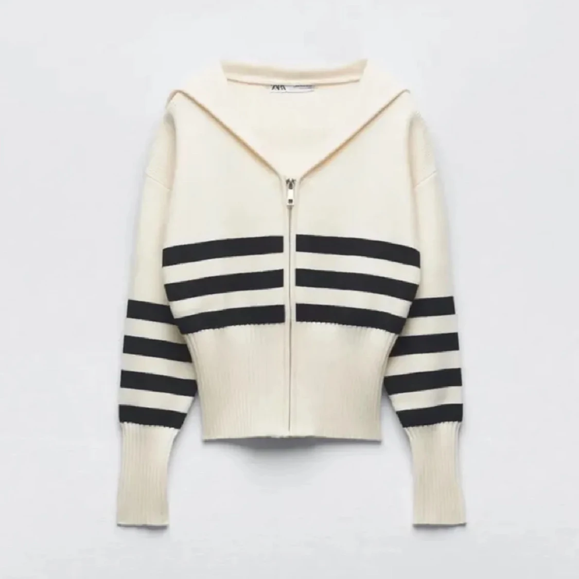 Vit och svart randig kofta från Zara - 1
