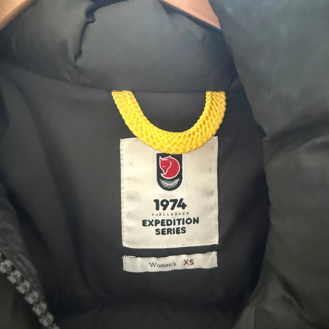 Grön dunjacka från Fjällräven Expedition Series - 1