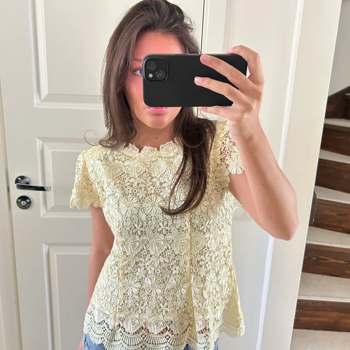 Gul spetsblus med blommönster - 3