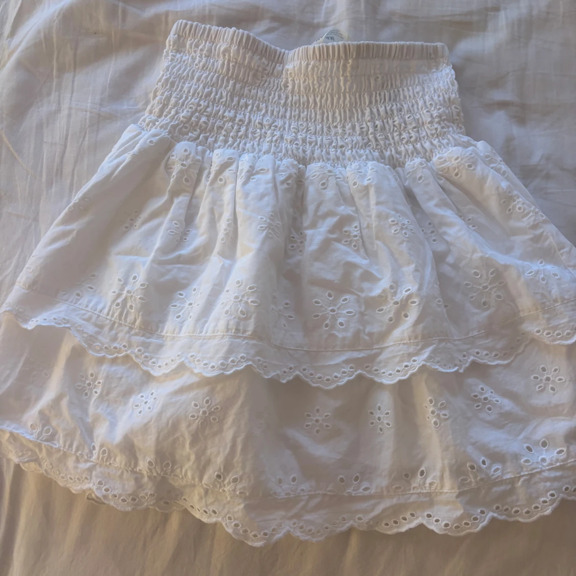 Vit volangkjol från H&M - 2