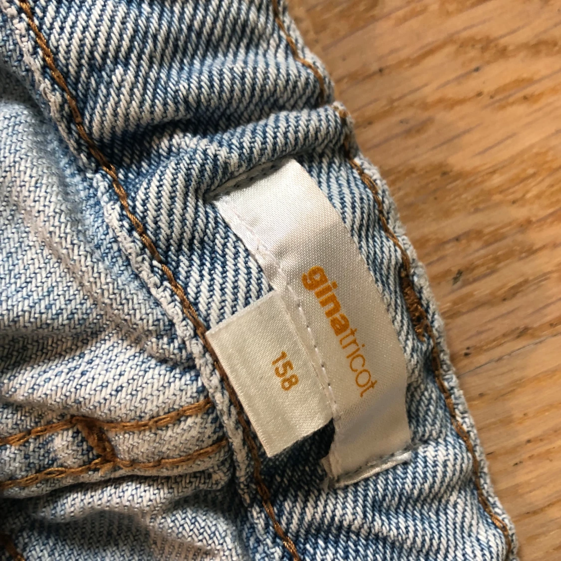Ljusblå jeans från Gina Tricot - 1
