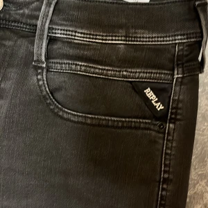 Replay jeans - W:31 L:32 slim-fit Svarta helt okej skick, inga hål, lite använda