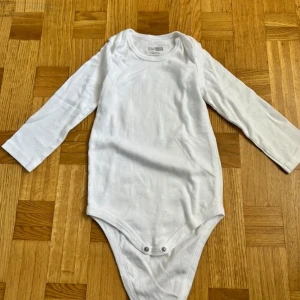 Body barn - För 2 år 92 cm 