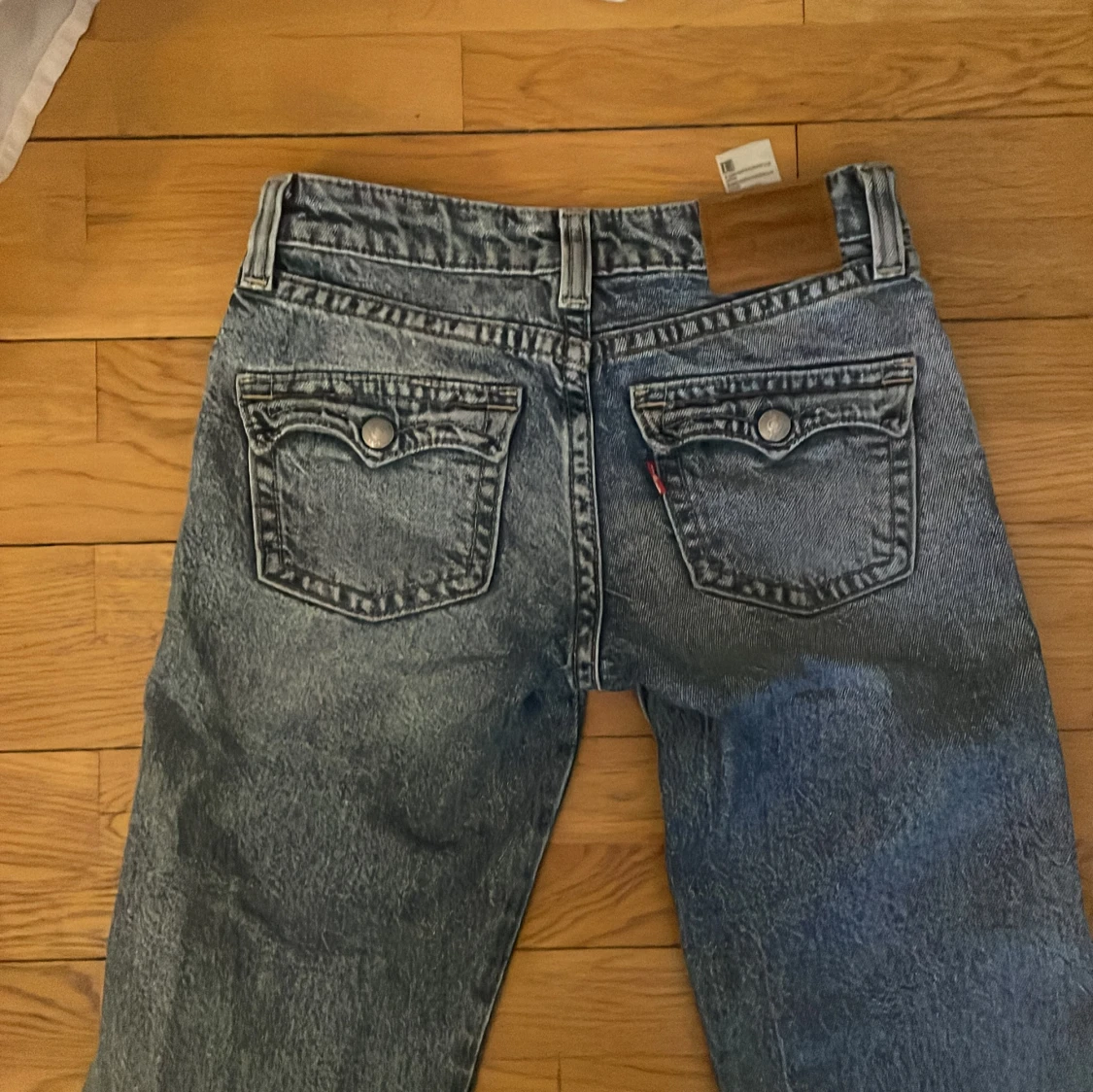 Levis bootcut jeans