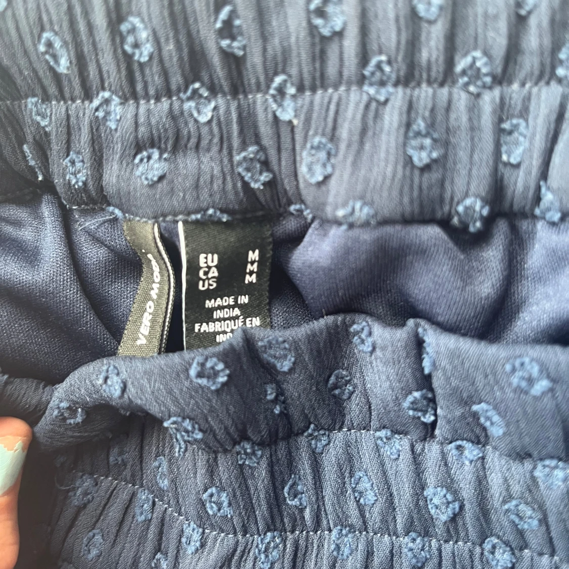 Mörkblå volangkjol från Vero Moda - 1