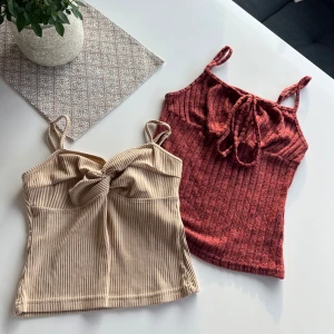 2 toppar - 2st linnen i mycket bra skick. Kolla gärna in mina andra annonser!