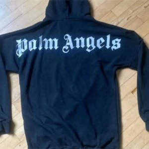 3st palm angel tröjor - Bra skick 3 tröjor