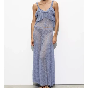 Set - Långkjol med matchande topp från Zara i strl S. Använd 1 gång!