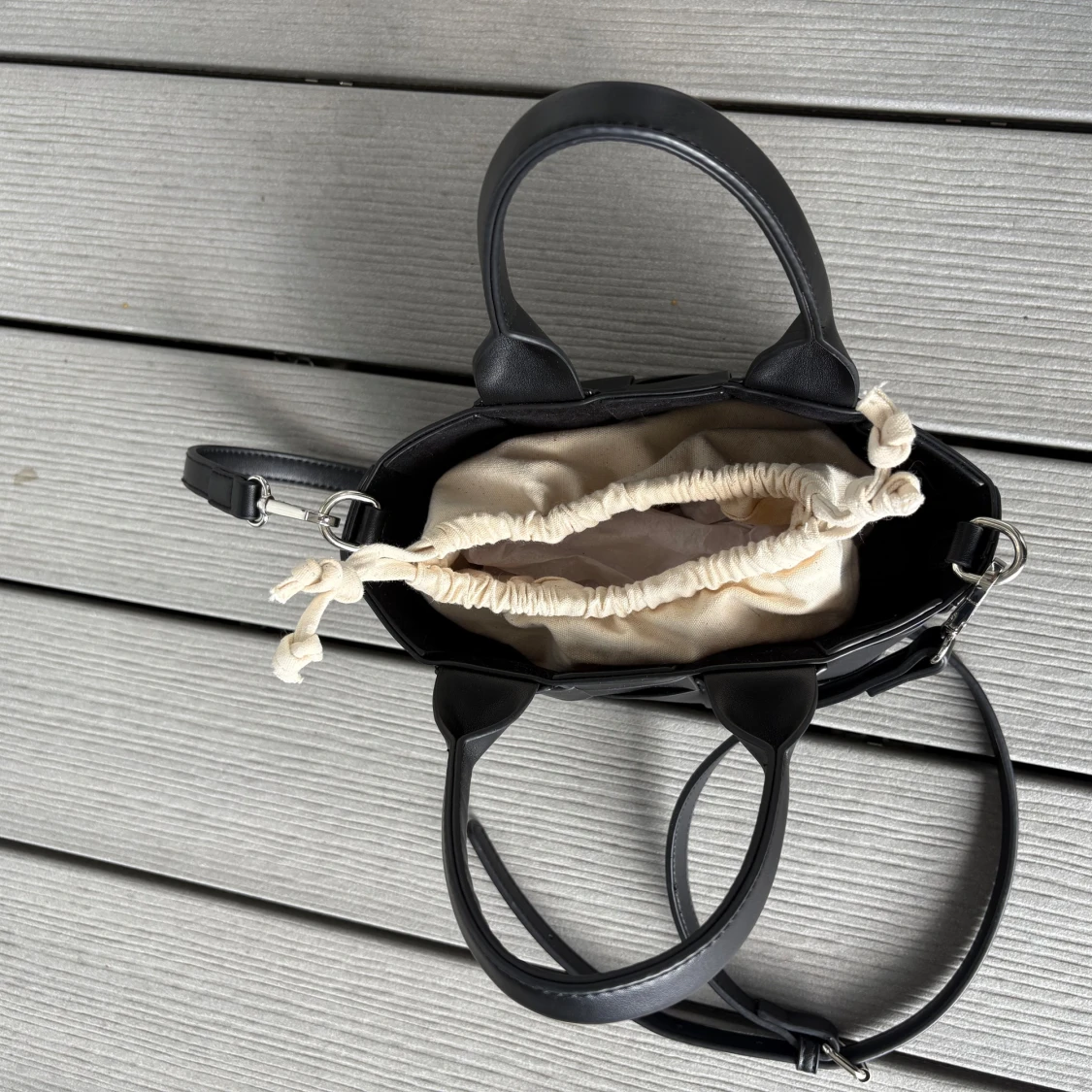 Svart flätad handväska  - 3