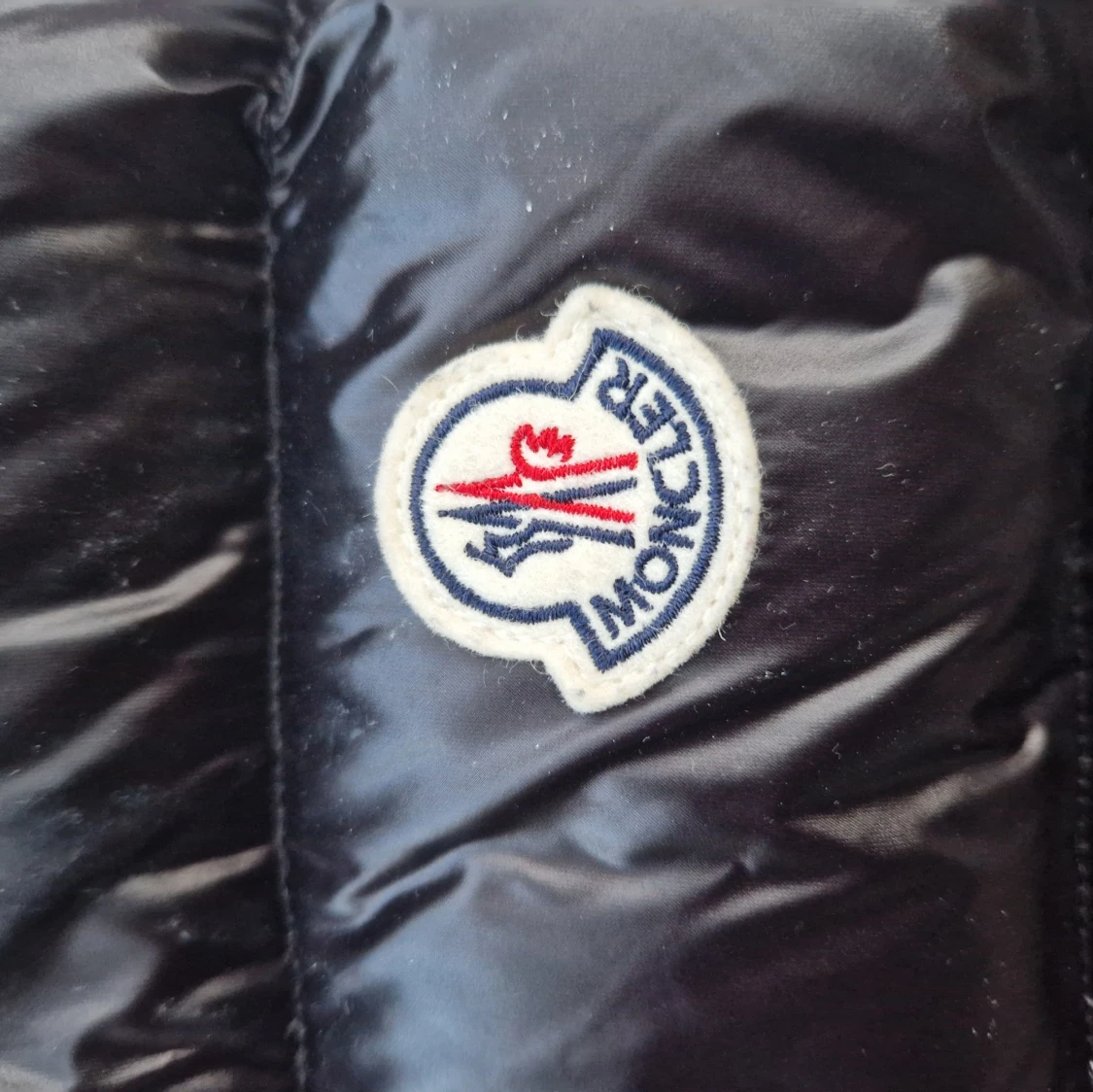 Svart dunväst från Moncler - 1