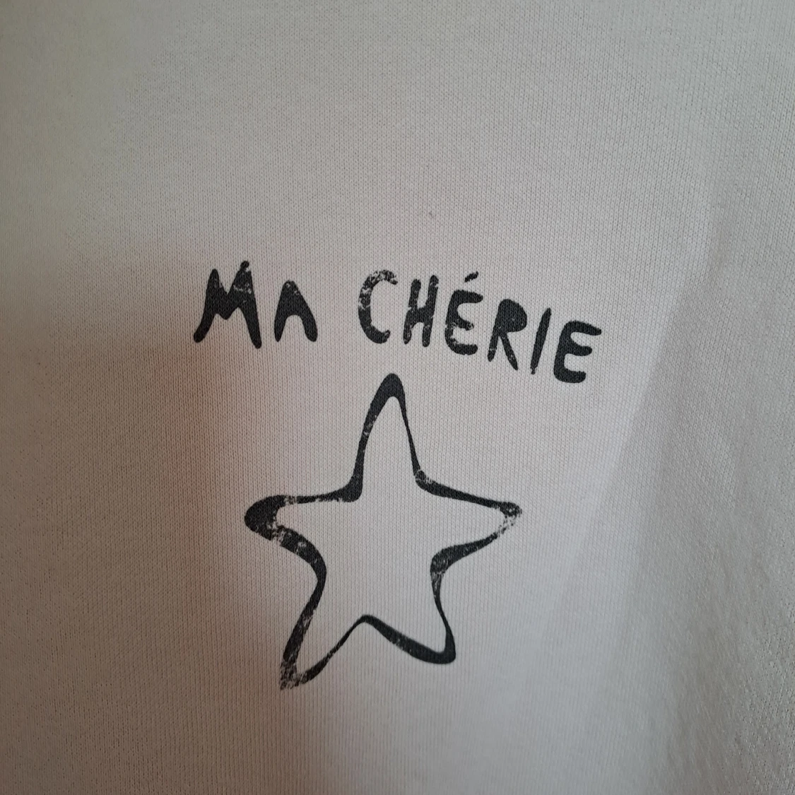 Ljusrosa hoodie från Gina Tricot - 4