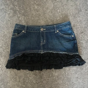 Volang jeanskjol - Strl xs💕