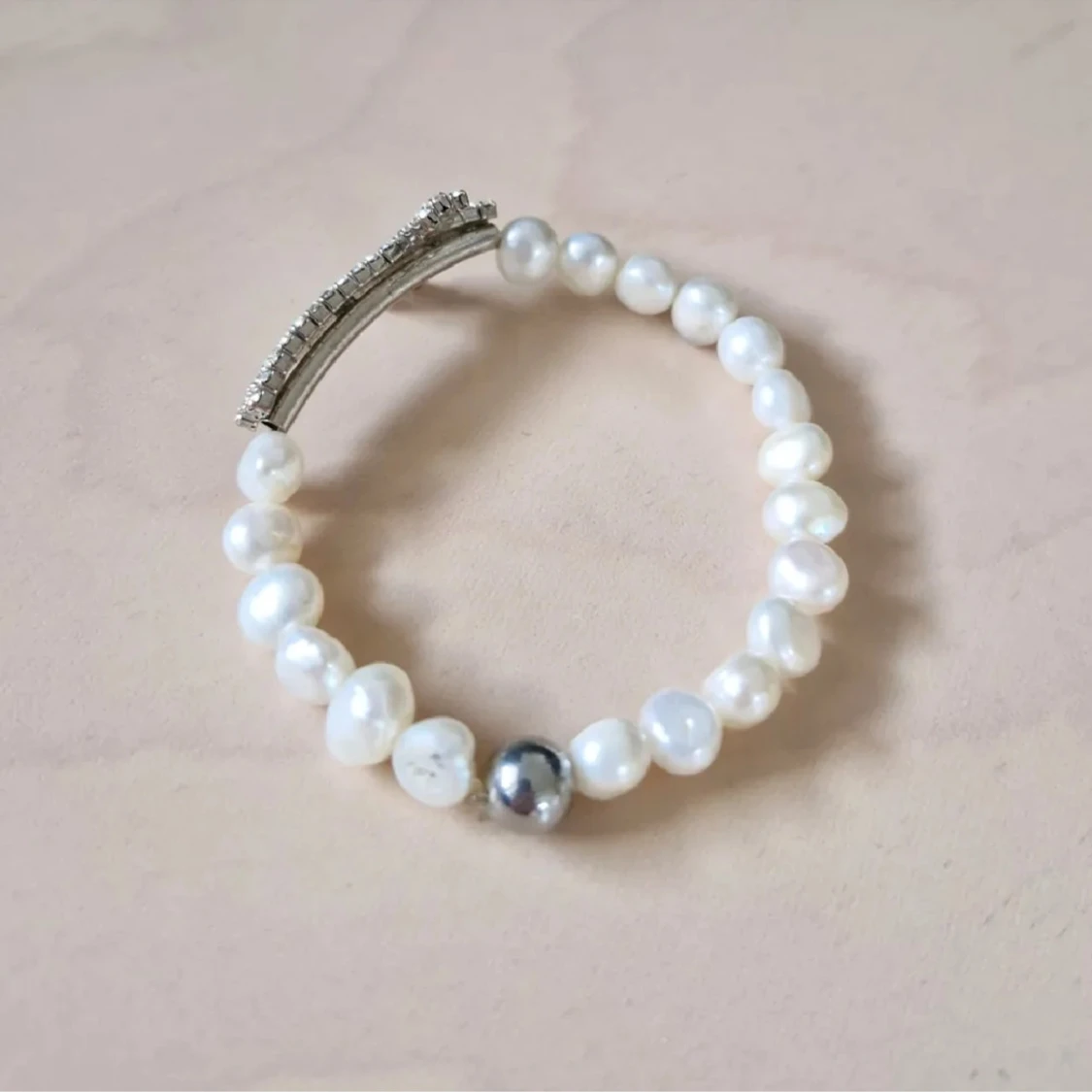 Pärlarmband med kors - 2