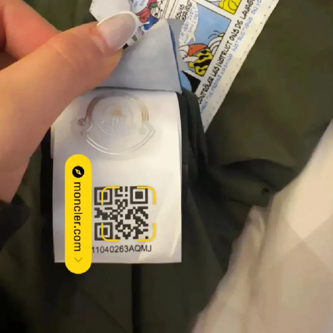 Olivgrön dunväst från Moncler - 3