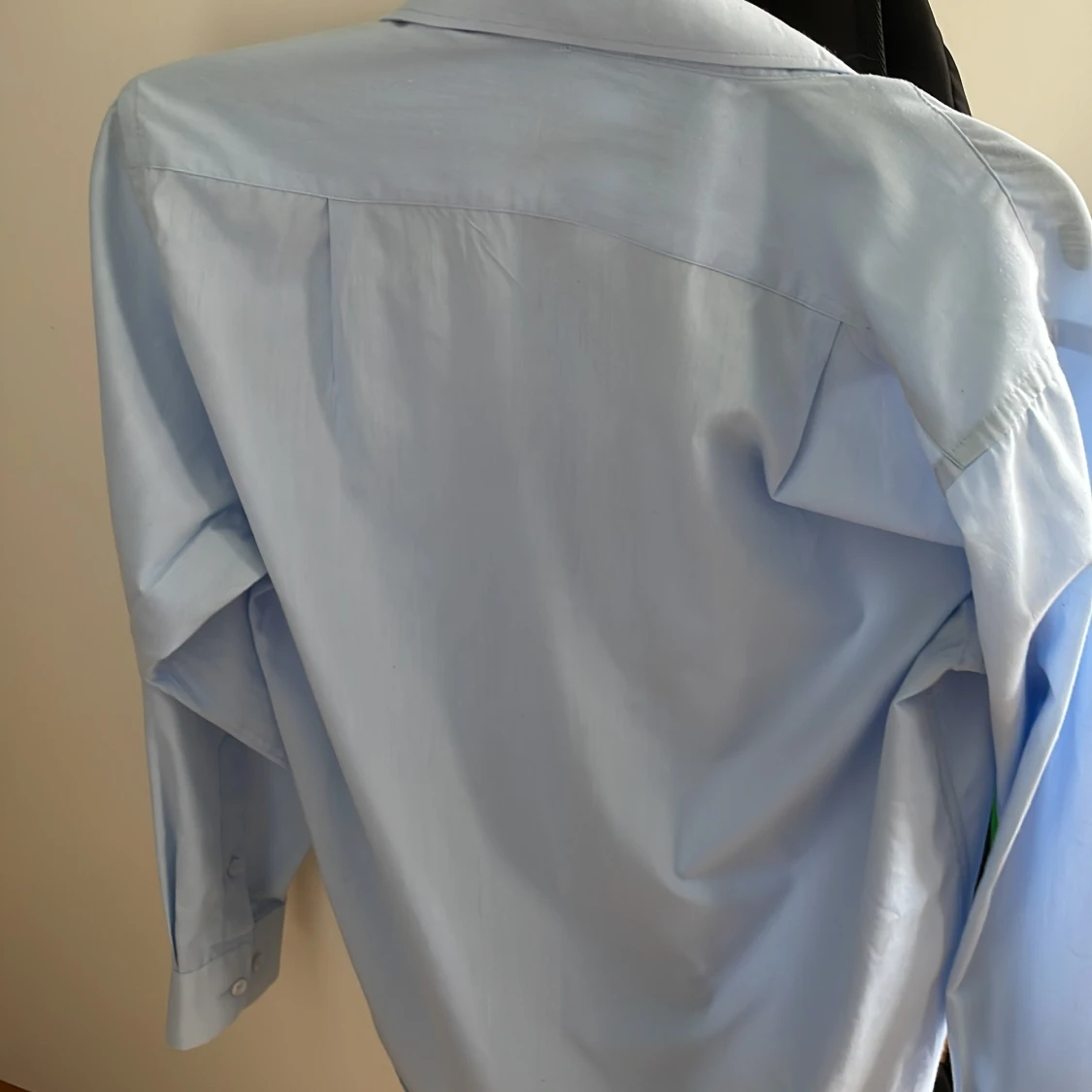 Ljusblå skjorta från Giorgio Armani - 2