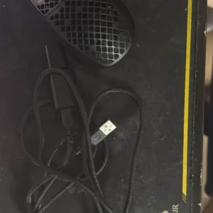 SteelSeries aerox 3 wireless onyx - Säljer denna mus då jag inte fick nån användning för den. Har tyvärr slängt kartongen. Men den är helt ny bara testad. 