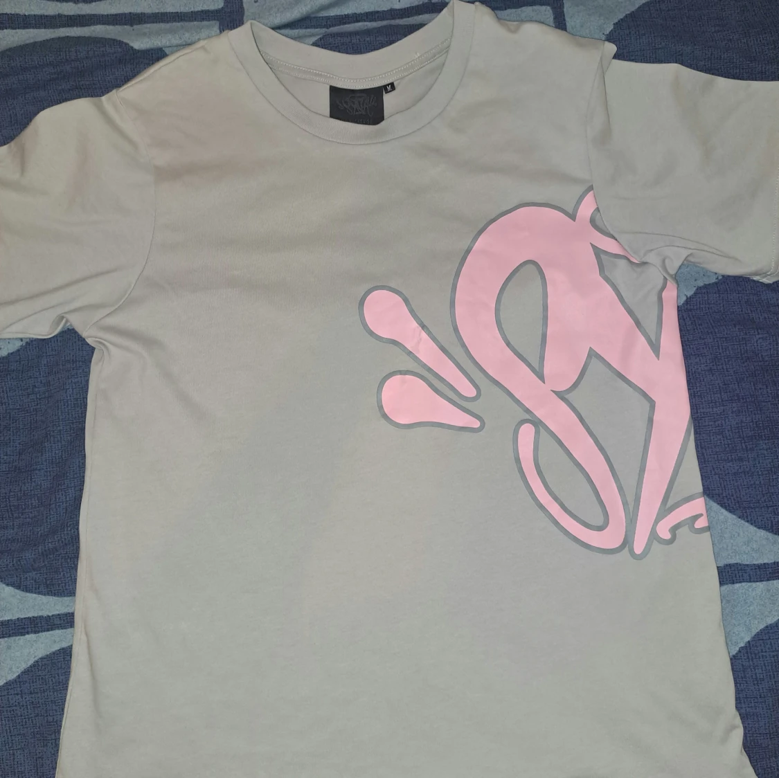 Syna World grå shorts med rosa tryck - 3