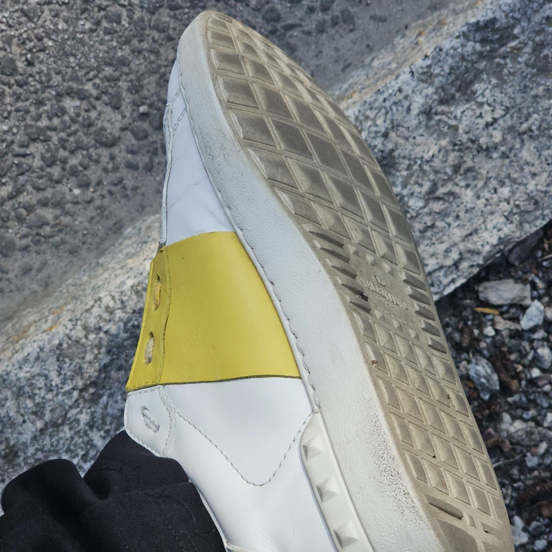 Valentino Open bytes - 2