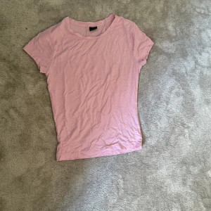 T-shirt Gina  - Super söt tröja 