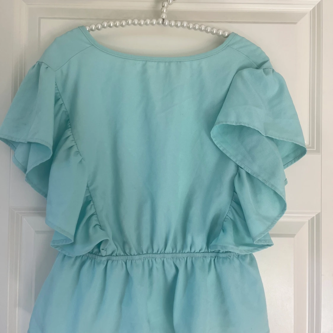 Ljusblå kortklänning med volang - 2