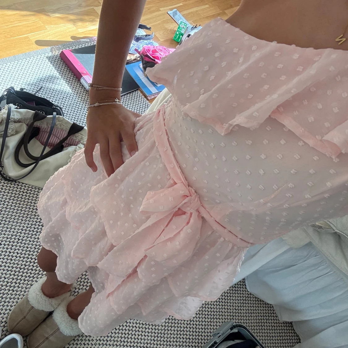 Ljusrosa klänning - 2