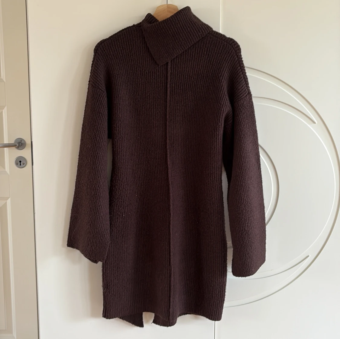 Ida Carlsson * NAKD Brun stickad klänning  - 1