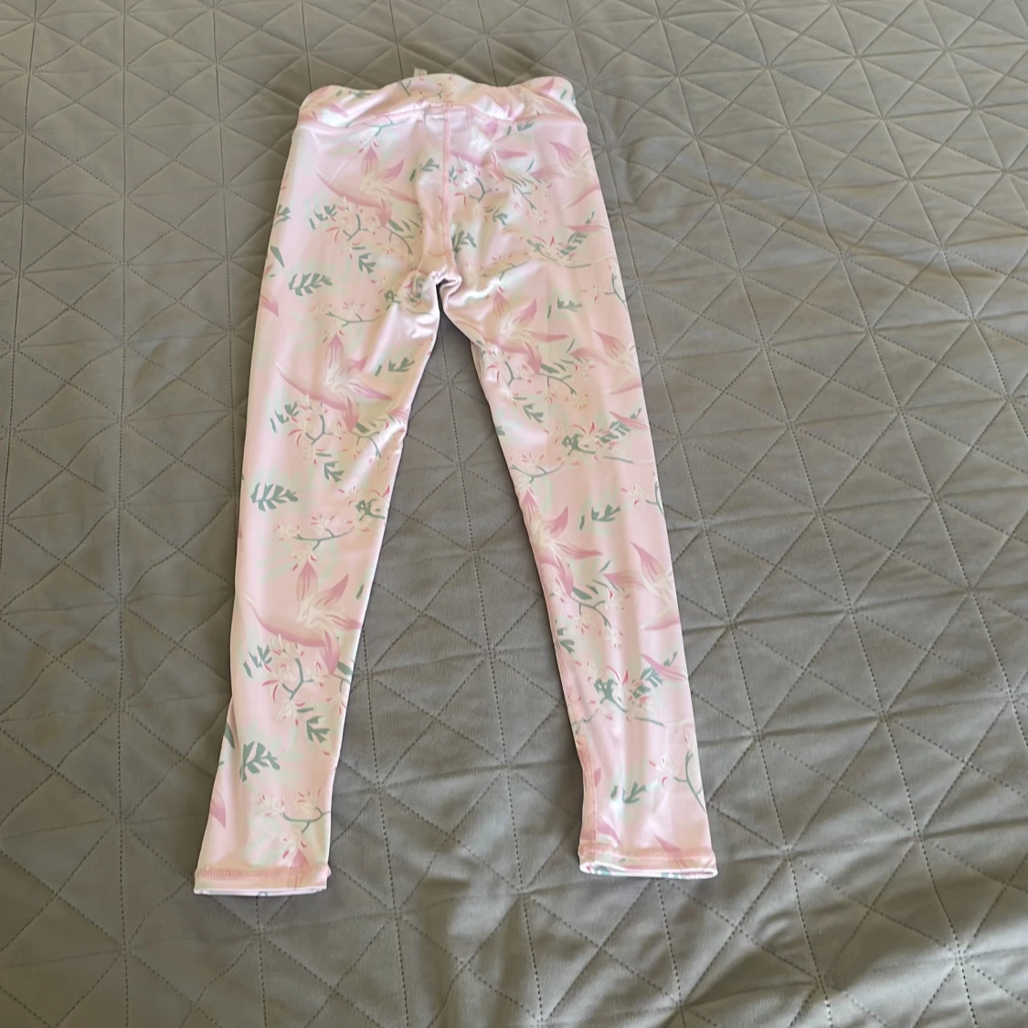 Blommiga leggings från Iconic - 1