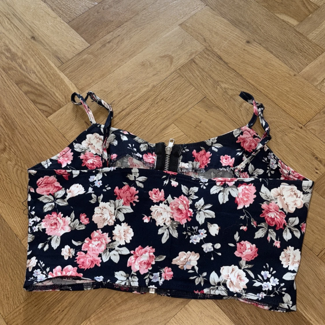 Blommig croppad topp från SHEIN - 1