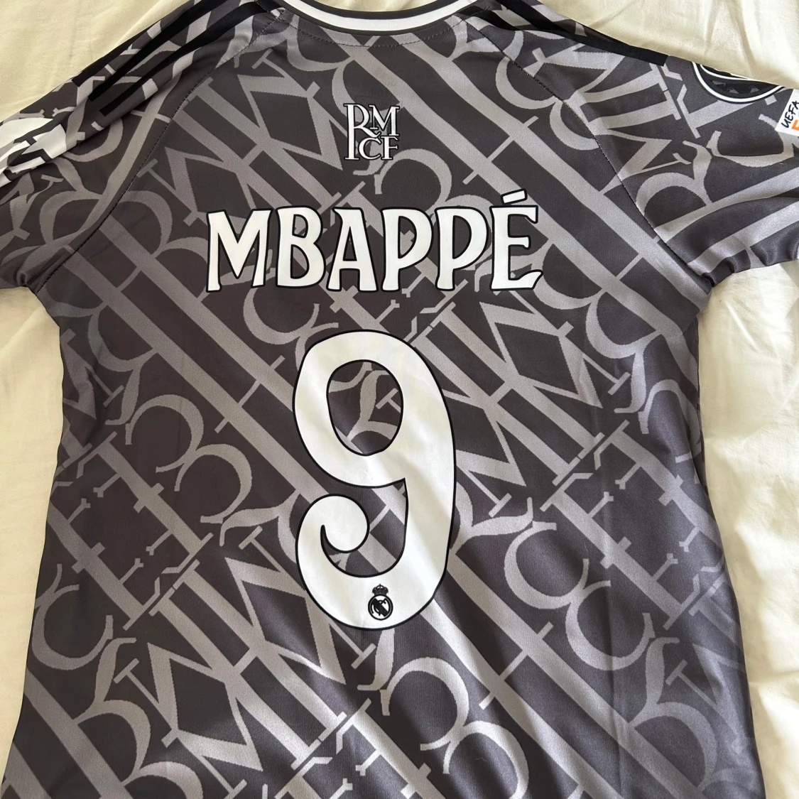 Real Madrid Mbappé fotbollströja Adidas - 2
