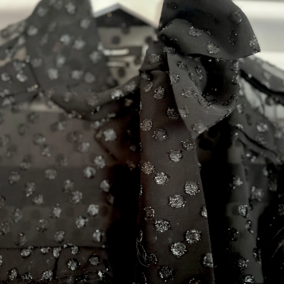 Isabel Marant svart genomskillnig chiffong blus  - 2