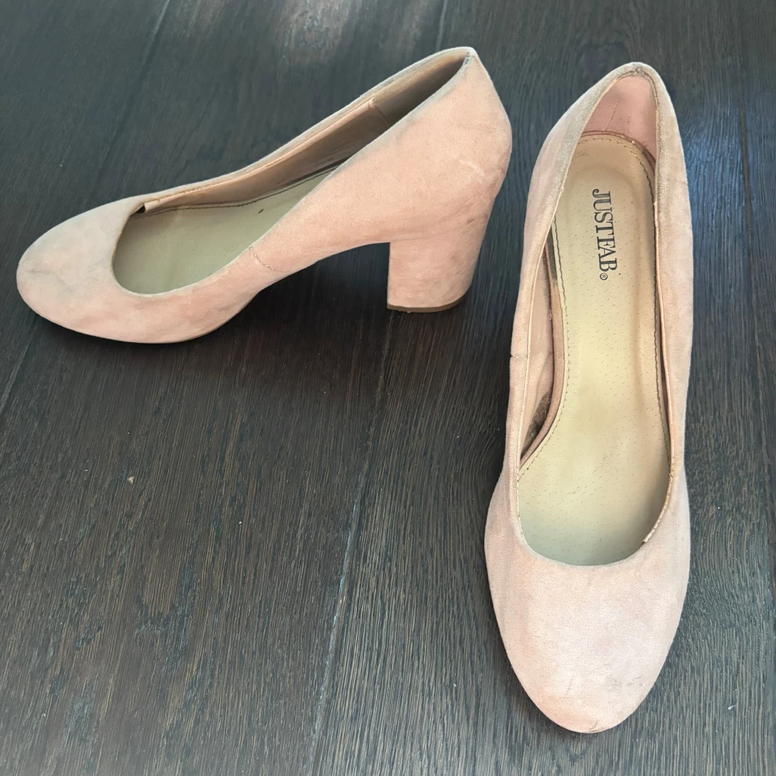 Pudriga mockapumps från JustFab