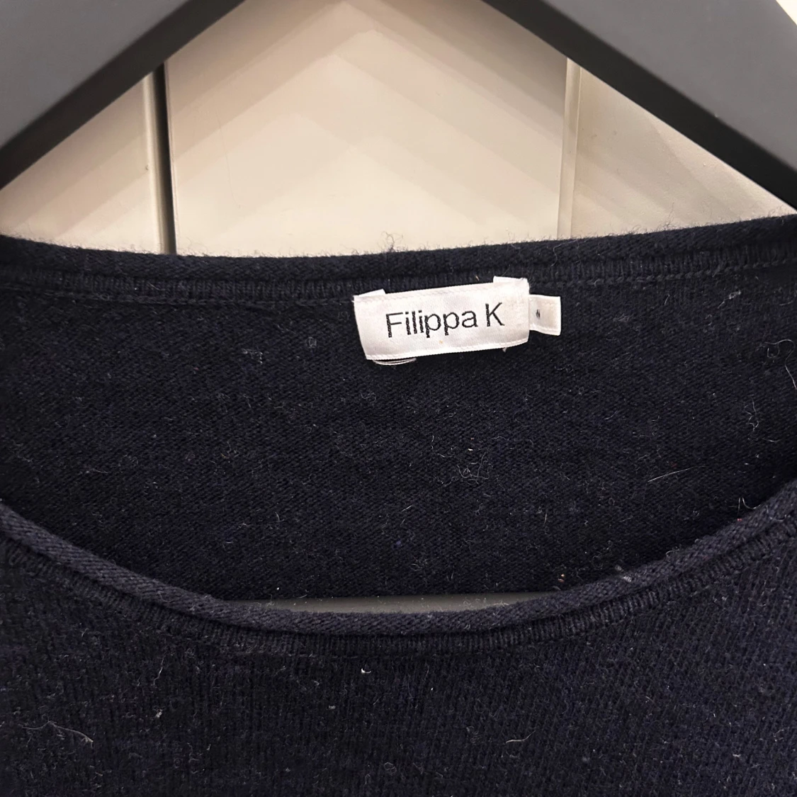 Mörkblå stickad tröja Filippa K - 2