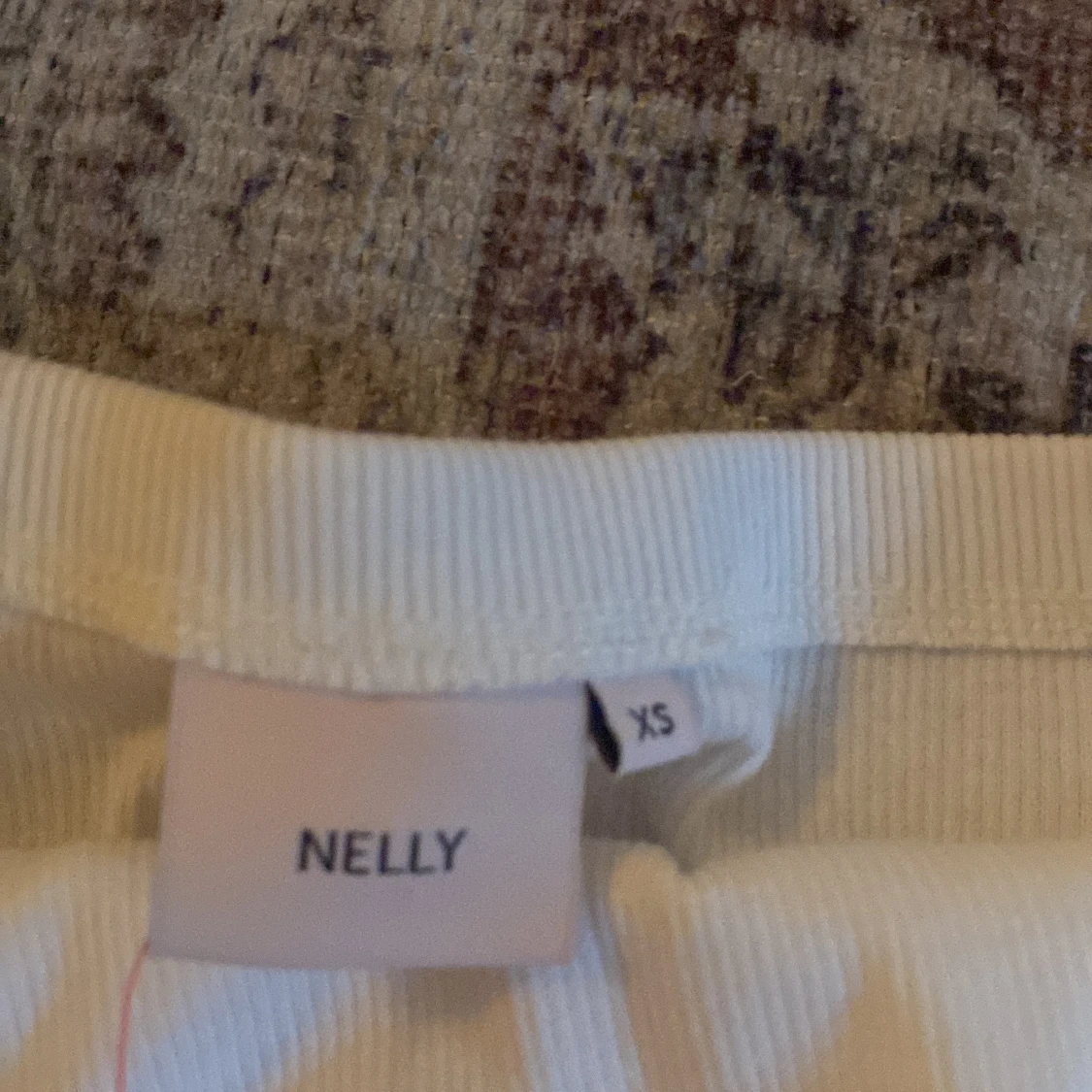 Vit ribbad bandeau topp från Nelly - 4