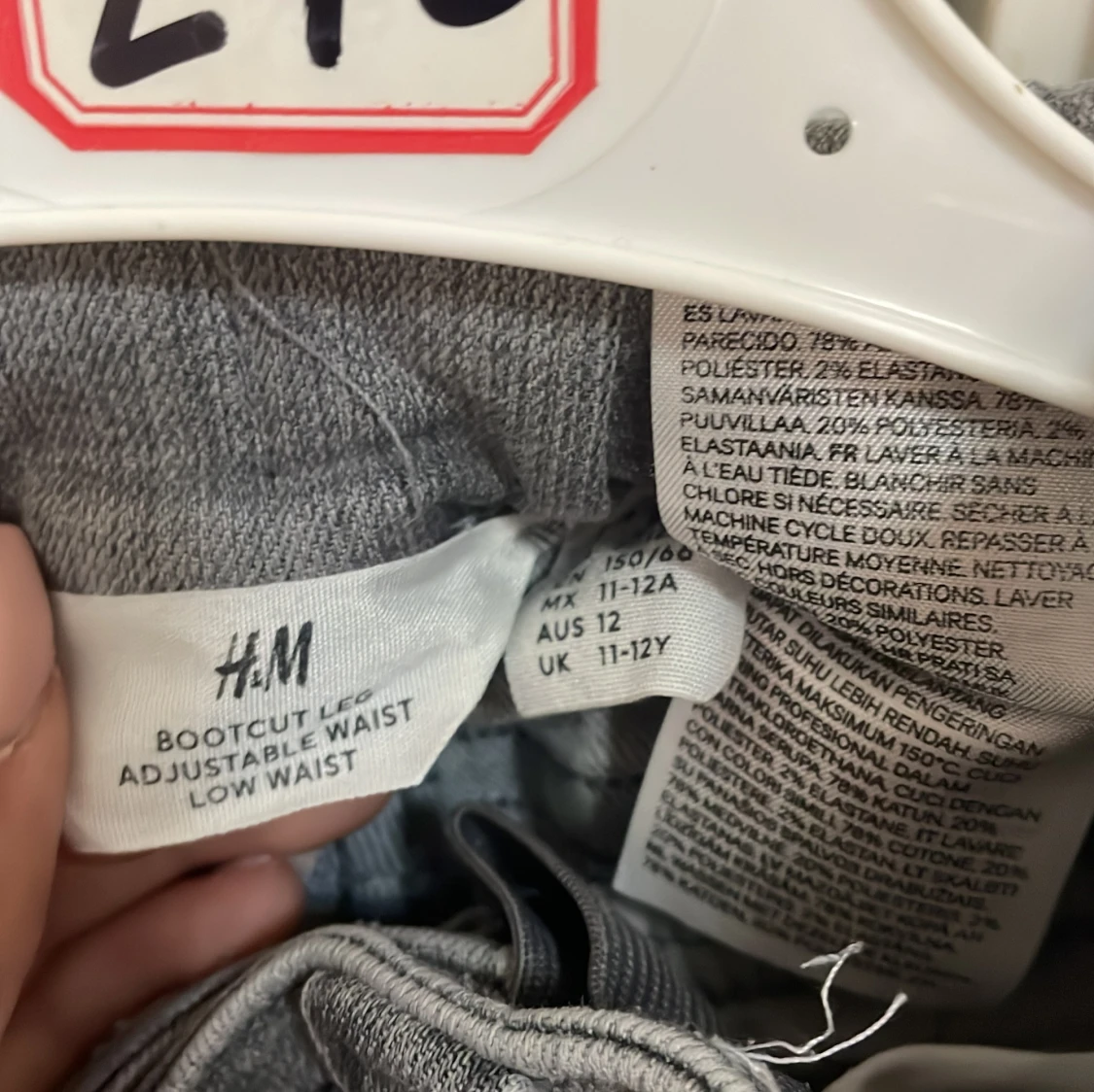Grå bootcut jeans från H&M - 2