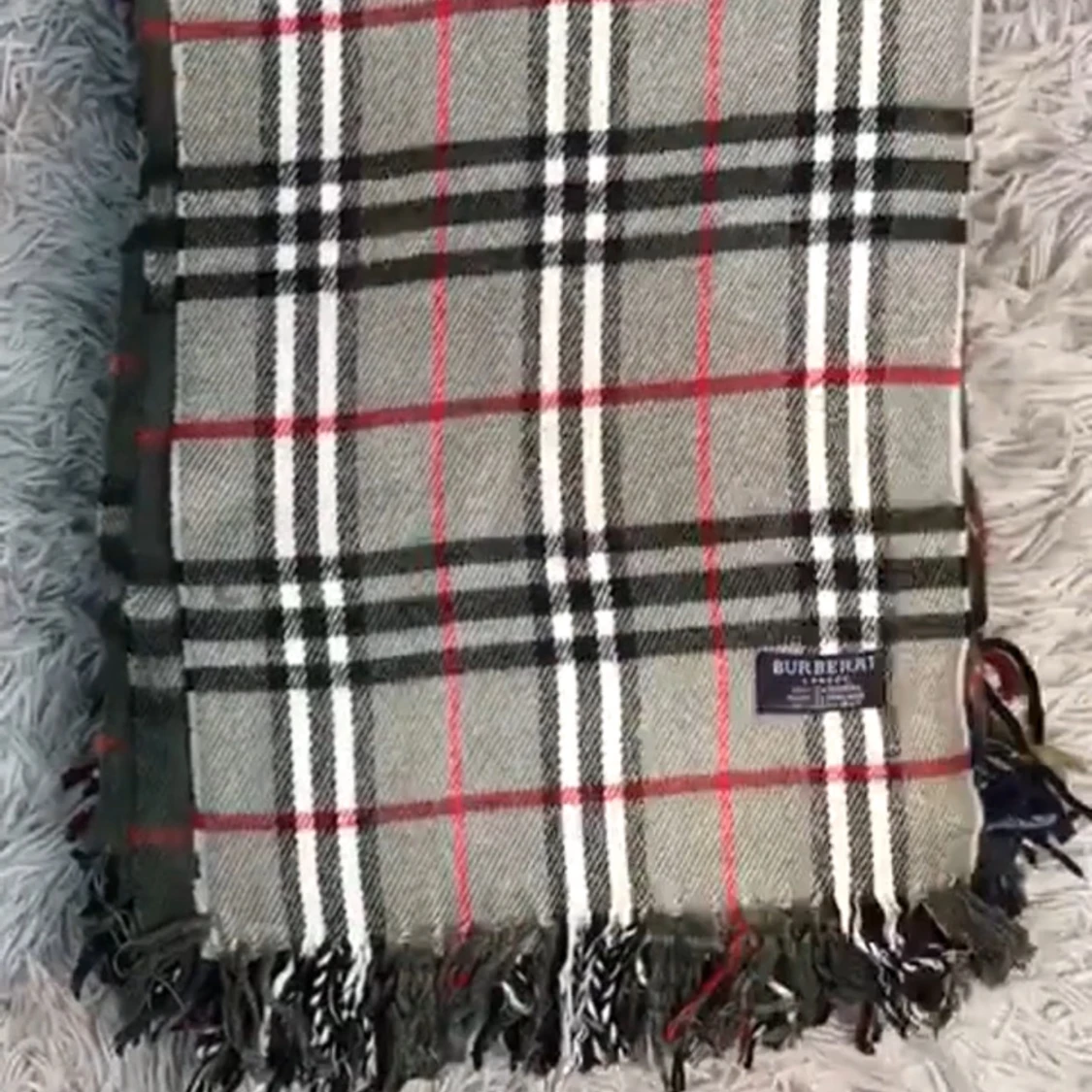 Burburry halsdukar