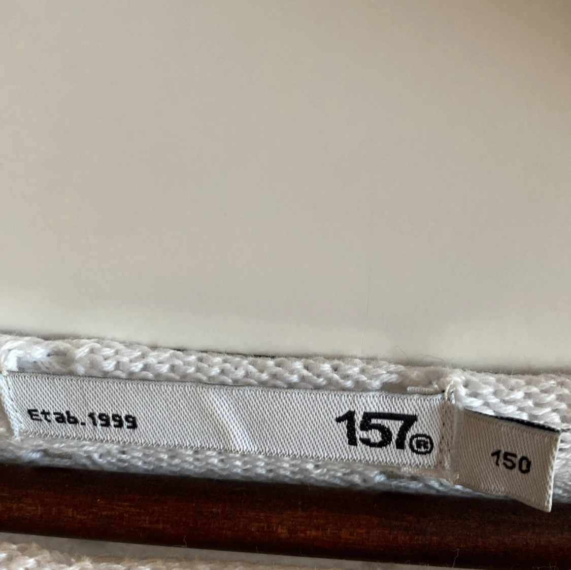 Vit stickad tröja från lager 157 - 2