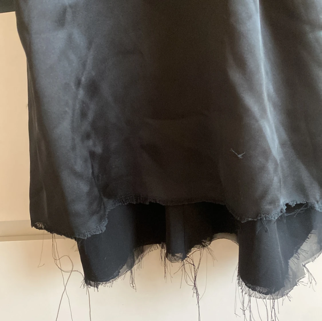 Söt satin linne med knapp  - 1