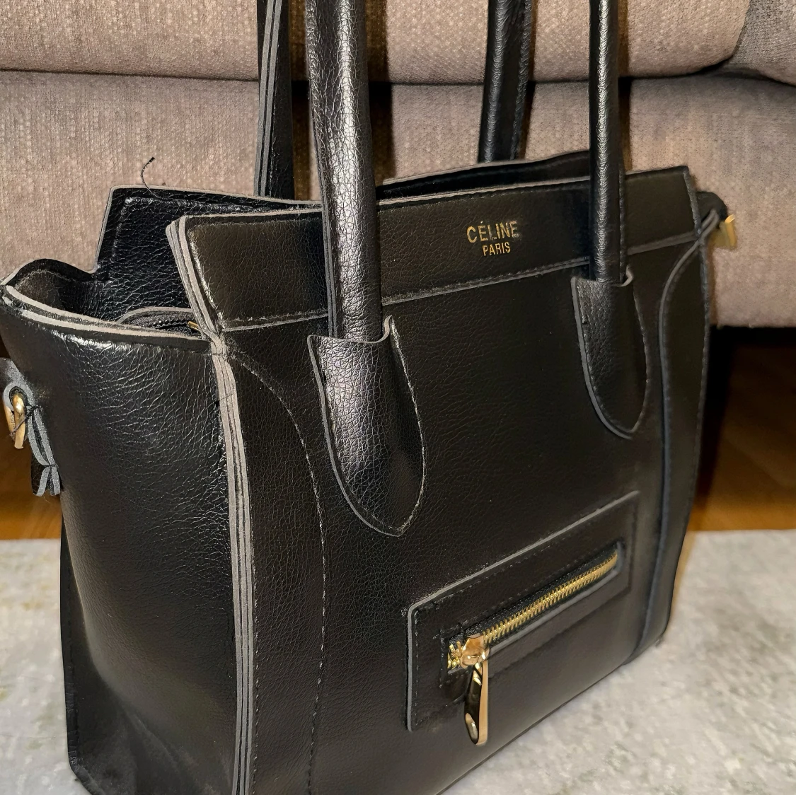 Svart handväska  - 1