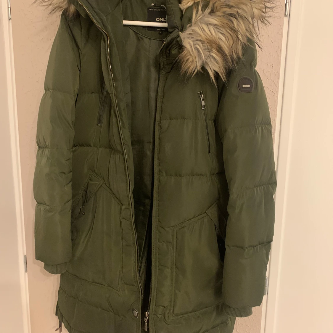 Militär Grön dunjacka från ONLY - 1